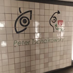 tulisan berisi nama Peter Tschakowsky