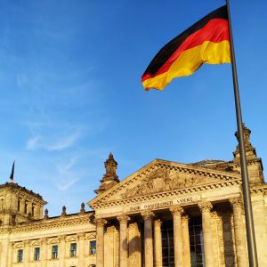 Transfez menjangkau beberapa negara, termasuk Jerman