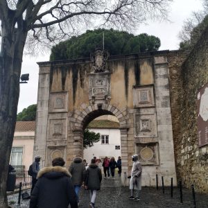 gerbang masuk Castelo de São Jorge