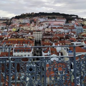 pemandangan dari area pandang Elevador de Santa Justa