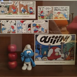 Smurf yang tingginya setara dengan 2 buah apel Smurf yang tingginya setara dengan 2 buah apel