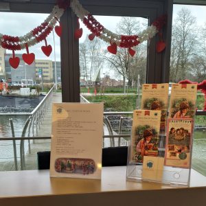 meja resepsionis Centre Marcel Marlier meja resepsionis Centre Marcel Marlier