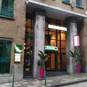 bagian depan Qbic Hotel Brussel