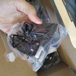 catu daya AC MaxKare Neck Massager with Kneading and Heating