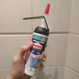 tuas logam bisa diangkat ke atas