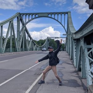 di Jembatan Glienicker