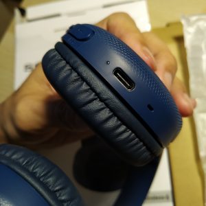 kabel USB-C dan microphone