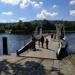 tiba di Pulau Merak