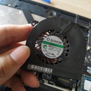 kipas CPU bermerek Sunon buatan Cina