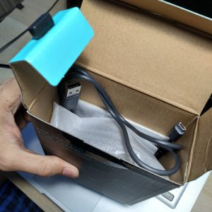 membuka kardus Logitech MX Master AMZ