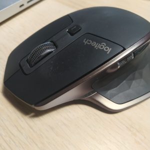 scroll wheel dan horizontal scroll wheel mouse Logitech MX Master AMZ