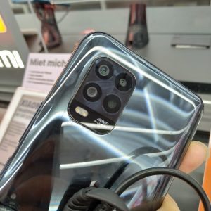 4 kamera pada ponsel Xiaomi Mi 10 Lite