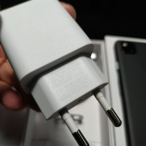 pengisi daya 18 W Google Pixel 4a