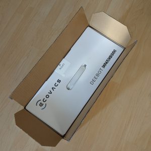 kemasan asli Ecovacs Deebot Ozmo 950 terbungukus kardus pengepakan kemasan asli Ecovacs Deebot Ozmo 950 terbungukus kardus pengepakan