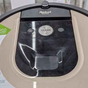 kamera VSLAM pada robot pembersih iRobot Roomba 976 kamera VSLAM pada robot pembersih iRobot Roomba 976