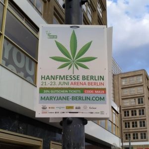 poster acara pameran ganja di Berlin