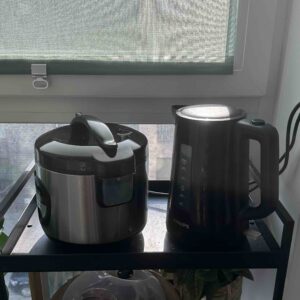 lokasi rice cooker yang dekat dengan jendela lokasi rice cooker yang dekat dengan jendela