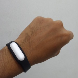 menggunakan Xiaomi Mi Band
